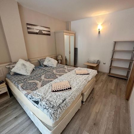Avalon, Apartment C102 Napospart Kültér fotó