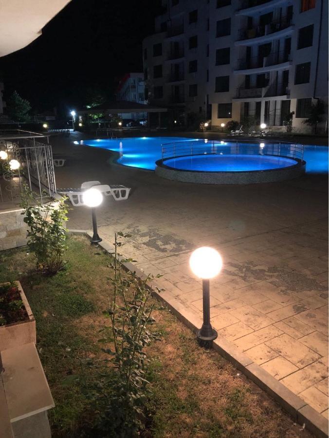 Avalon, Apartment C102 Napospart Kültér fotó